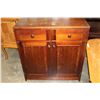 Image 1 : PINE CUPBOARD