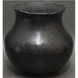 SANTA CLARA/ SAN JUAN POTTERY JAR