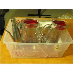 Water pitchers X2, straw dispenser, oil & sugar