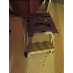 2 stepping stools 1 foldable