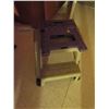 Image 1 : 2 stepping stools 1 foldable