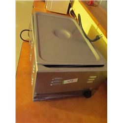 Classic APW insulated food warmer. Intertek model: 10-3VI