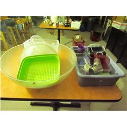 assorted misc plastic lot