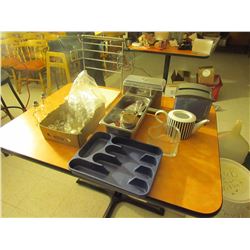 Bag holder, straw & napkin dispenser, S & P holders, cutlery tray, teapot, glass heart