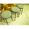 Image 2 : 3 stools