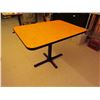 Image 2 : Rectangle restaurant table. 4 seater. 42 inch X 30 inch