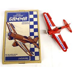 1995 Ertl 1932 Northrop Gamma Budweiser Plane Bank