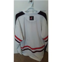 Mens Large Team Canada Jersey
