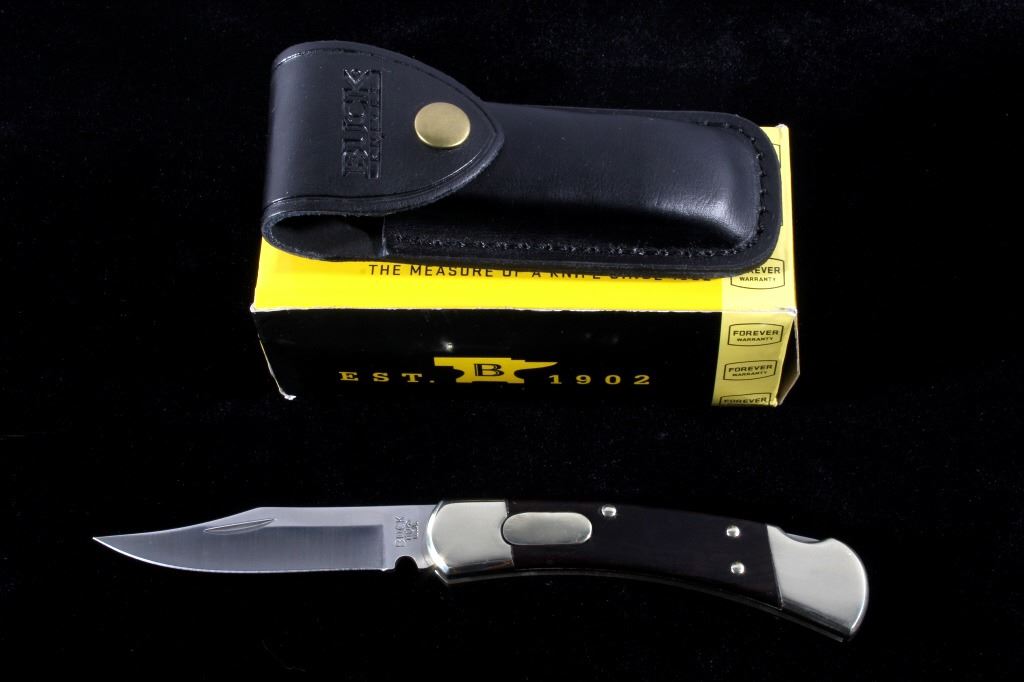 Buck Knives Model 110 Automatic Knife LNIB