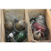 Image 2 : WOOD CRATE OF OIL AND AIR FILTERS