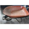 Image 2 : WHEEL BARREL
