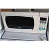 Image 1 : WHITE KENMORE MICROWAVE