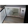 Image 2 : WHITE GALAXY MICROWAVE