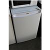 Image 1 : WHITE KENMORE BAR FRIDGE