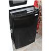 Image 1 : BLACK MAGIC CHEF BAR FRIDGE