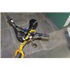 Image 2 : IGNITER KIDS BIKE WITH TRAINING WHEELS