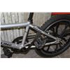 Image 2 : REDLINE BMX BIKE