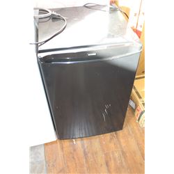 BLACK KENMORE BAR FRIDGE