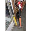 Image 1 : SLEDGE HAMMER AND SPLITTING MAUL