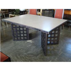 DINING TABLE WITH LEAF