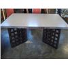 Image 2 : DINING TABLE WITH LEAF