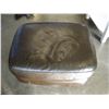 Image 2 : LEATHER OTTOMAN