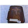 Image 1 : LEATHER CASED BIBLE