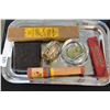 Image 1 : TRAY OF RAZORS LIGHTERS AND FILES ETC
