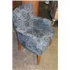 Image 2 : DESIGNER ARMCHAIR