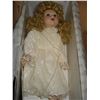 Image 2 : TWO ASHTON DRAKE GALLERIES COLLECTIBLE PORCELAIN DOLLS