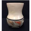 Image 2 : Vintage Hopi Pottery Vase - Signed