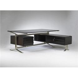Forma Nova desk