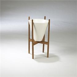 LaGardo Tackett planter, model S-02