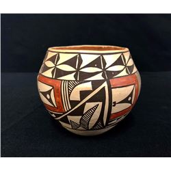 Vintage Acoma Pot – Antonio