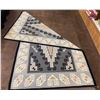 Image 3 : Very Large, Fine Two Grey Hills Textile