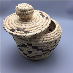 Vintage Lidded Tohono O’odham Basket