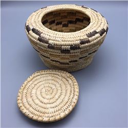 Vintage Lidded Tohono O’odham Basket