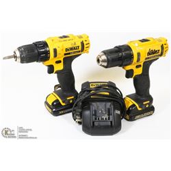 2 DEWALT 12V DRILLS INCL 2 BATTERIES AND 4