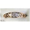 Image 1 : 25) 10KT GOLD BABY RING WITH DIAMOND