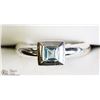 Image 1 : 39) STERLING SILVER GENUINE BLUE TOPAZ RING