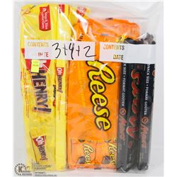 3 BAGS OF TREAT SIZE OH HENRY BARS, 4 BAGS OF