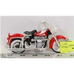 DIE CAST PLASTIC HARLEY BIKE 1:18 SCALE.