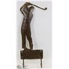 Image 1 : 15"H METAL GOLFER COAT HANGER.