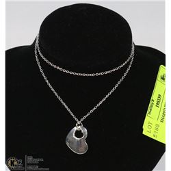 HEART SHAPED PENDANT NECKLACE