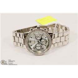 NEW WOMENS WATCH