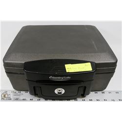 SENTRY SAFE FIRE PROOF SAFE