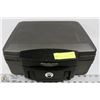 Image 1 : SENTRY SAFE FIRE PROOF SAFE