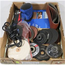 FLAT OF SANDING DISCS AND PAPER WITH PALM SANDER