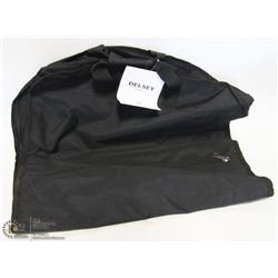 NIB BLACK DELSEY GARMENT BAG 45845BK