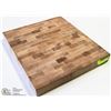 Image 1 : LARGE WOOD CUTTING BLOCK